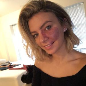 Meet your Posher, Lexsis